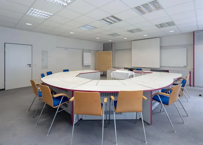 Suedpfalz-terrassen Hotel 3*